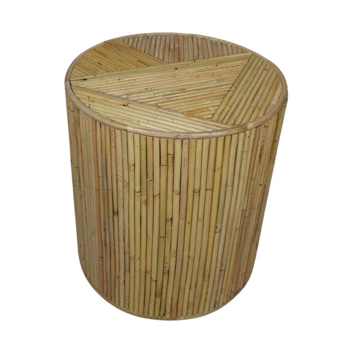 Bambù Rattan Bamboo Side Table Bambù Side Table with natural bamboo inlay and rattan design.